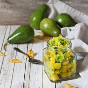 Avocado Mango Salat